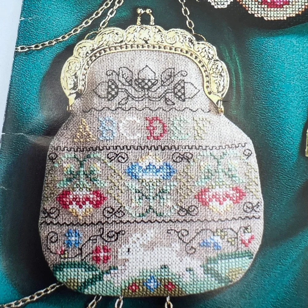 American School of Needlework Little Cross Stitch Purses Book Barbara Baatz 3739
